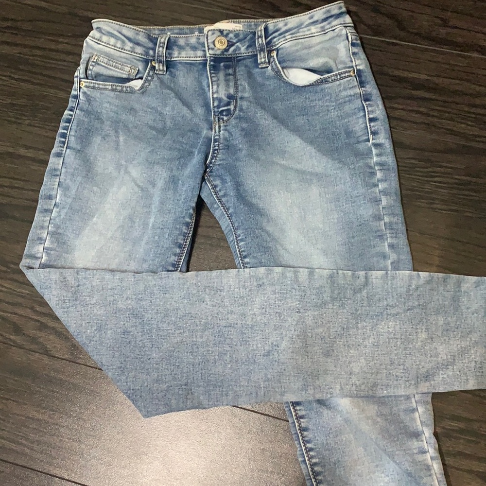 Light wash jeans
